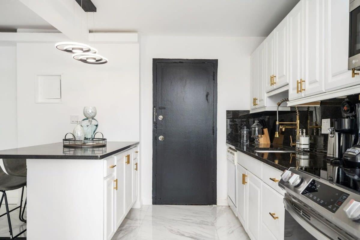 Apartment 2b Downtown Atl Free Parking 24h Concierge Lm707